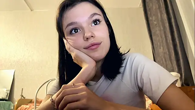 StacieGregoreski online show from November 2025 02:17:02 PM