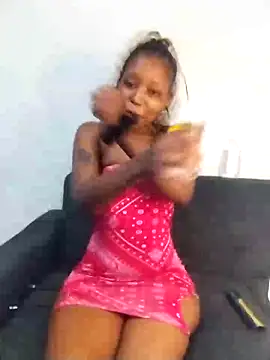 Snapshot of Kaylor4 chatting on February 2026 03:33:01 PM Kaylor4 online show from February 2026 03:33:01 PM