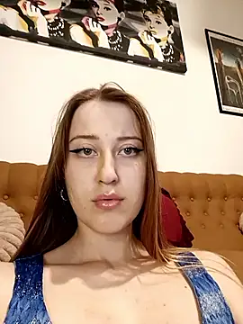 Snapshot of Susiee_Redd chatting on June 2026 10:25:02 PM Susiee Redd online show from June 2026 10:25:02 PM