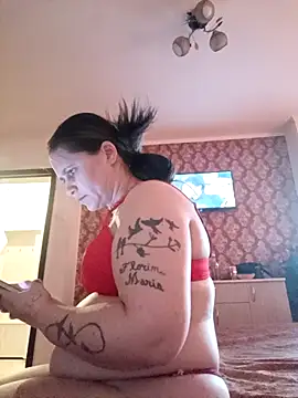 stropinela23 online show from February 2026 03:10:02 PM