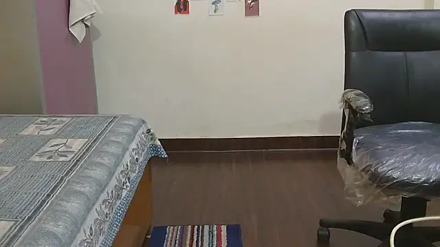 Honey Baby1 online show from May 2026 05:57:01 AM