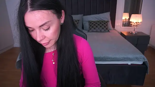 BlackSilkQueen online show from December 2025 02:04:01 PM