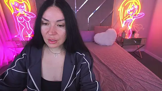 BlackSilkQueen online show from November 2025 01:44:02 PM