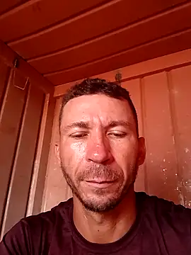 RobertoLuiz84 online show from February 2026 05:02:01 PM