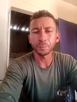 RobertoLuiz84 online show from February 2026 04:39:02 PM