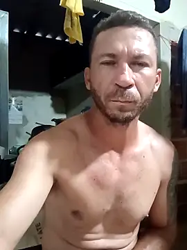 RobertoLuiz84 online show from February 2026 09:38:02 PM