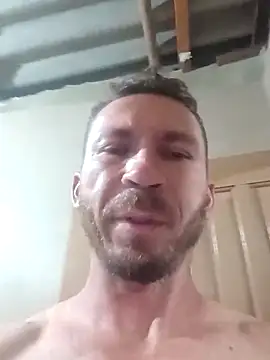 RobertoLuiz84 online show from February 2026 12:57:01 AM