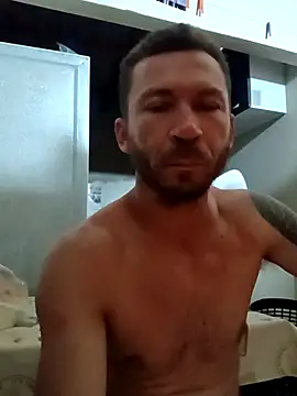 RobertoLuiz84 online show from March 2026 05:04:01 AM