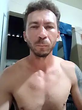 RobertoLuiz84 online show from February 2026 06:51:02 PM