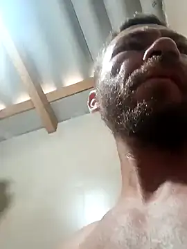 RobertoLuiz84 online show from March 2026 07:51:01 PM