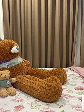 Queen-of-Love online show from March 2026 11:47:01 AM