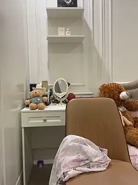 Queen-of-Love online show from June 2026 07:41:02 PM
