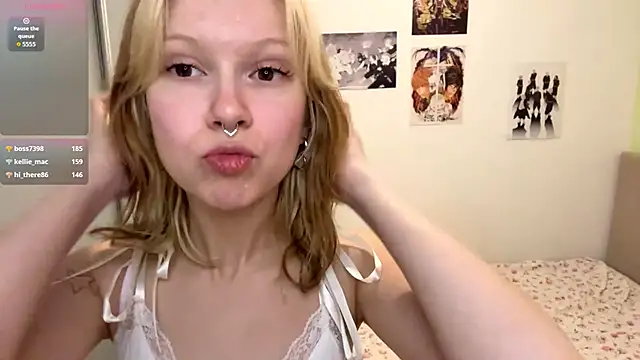 ElfriedaZwack online show from May 2026 07:23:02 PM