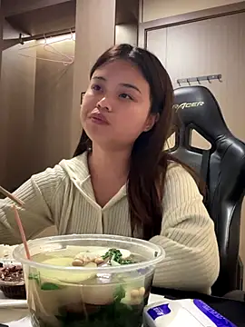 Toffee-00 online show from December 2025 06:05:02 AM