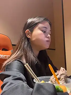 Toffee-00 online show from December 2025 11:09:02 AM