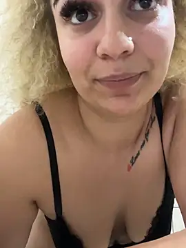 CrazyJessika online show from April 2026 08:43:01 PM