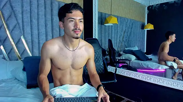 NicolaiKarav online show from January 2026 05:27:02 PM