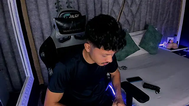 NicolaiKarav online show from February 2026 12:06:02 PM