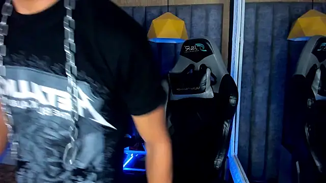 NicolaiKarav online show from January 2026 11:57:01 AM