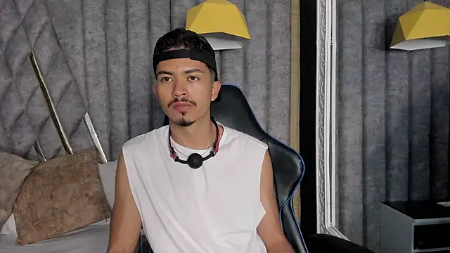 NicolaiKarav online show from December 2025 11:12:01 AM