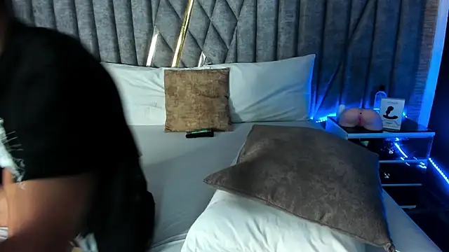 NicolaiKarav online show from February 2026 11:53:01 AM