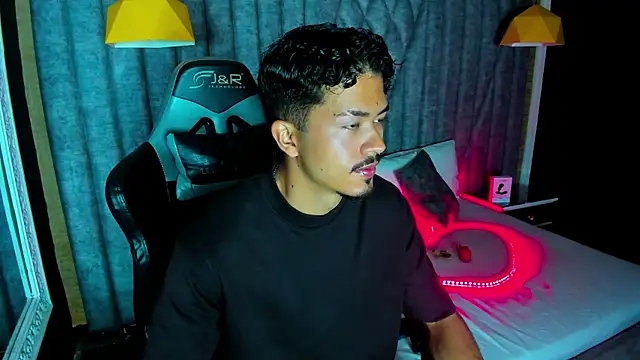 NicolaiKarav online show from February 2026 11:43:02 AM