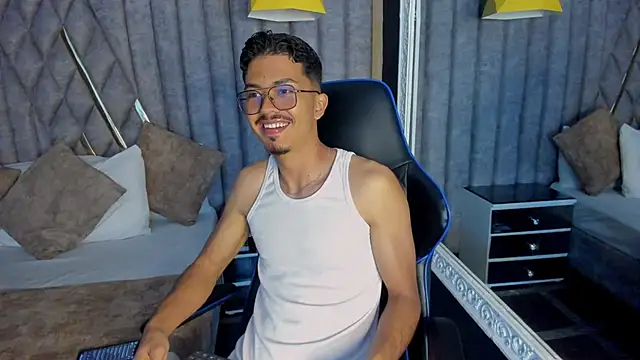 NicolaiKarav online show from December 2025 12:06:01 PM