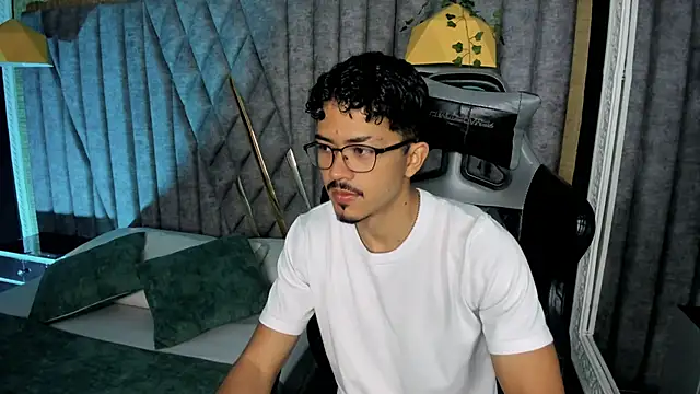 NicolaiKarav online show from March 2026 02:07:01 PM