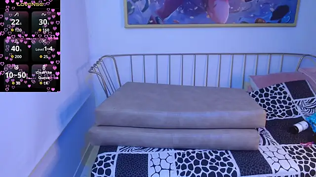 Roxanne vale online show from April 2026 08:33:01 PM