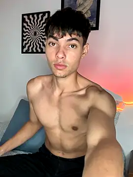 Jayce  Arcan online show from November 2025 06:01:01 AM