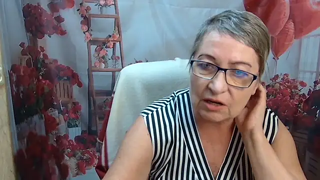 OlgaLuck online show from May 2026 05:04:02 AM