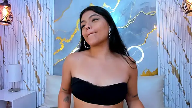 Snapshot of NIKIBUNNY chatting on November 2025 12:16:01 PM NIKIBUNNY online show from November 2025 12:16:01 PM