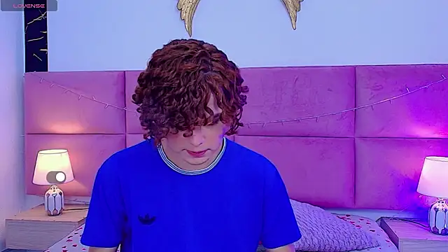 Skyee angel online show from February 2026 07:42:02 PM