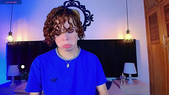 Skyee angel online show from March 2026 07:36:02 PM