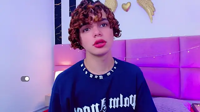 Skyee angel online show from January 2026 07:42:01 PM