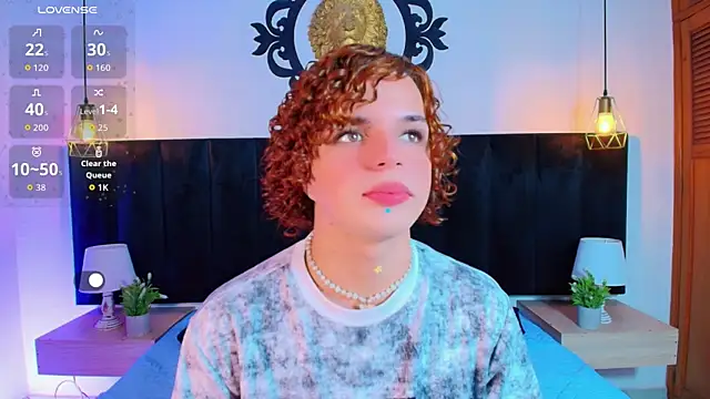 Skyee angel online show from May 2026 07:00:01 PM