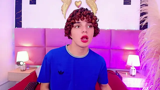 Skyee angel online show from December 2025 07:41:02 PM