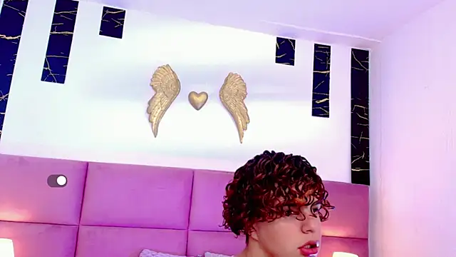 Snapshot of Skyee_angel chatting on November 2025 07:25:01 PM Skyee angel online show from November 2025 07:25:01 PM