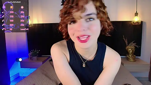 Skyee angel online show from March 2026 07:18:01 PM