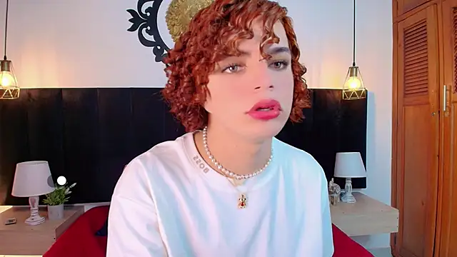 Skyee angel online show from April 2026 07:37:01 PM