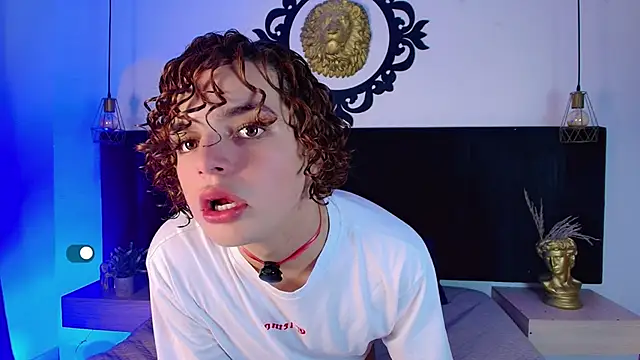 Skyee angel online show from March 2026 01:47:01 PM