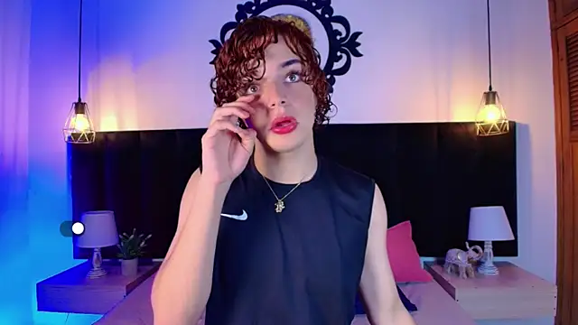 Skyee angel online show from March 2026 01:35:01 PM