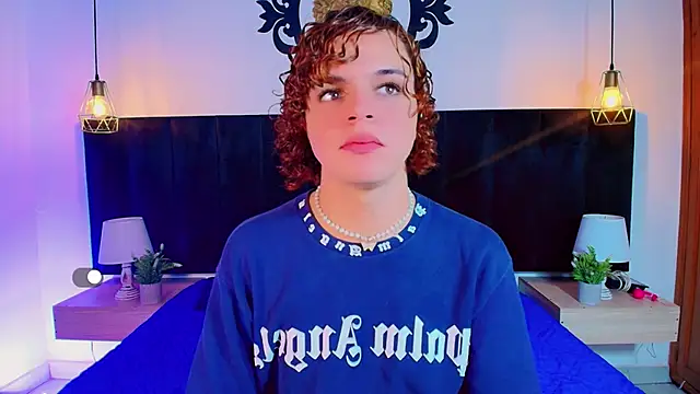 Skyee angel online show from May 2026 01:38:02 PM