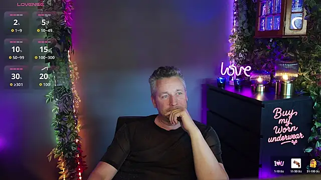 Hunter Fl online show from April 2026 04:37:01 PM