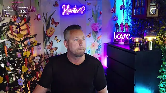 Hunter Fl online show from March 2026 05:35:01 PM