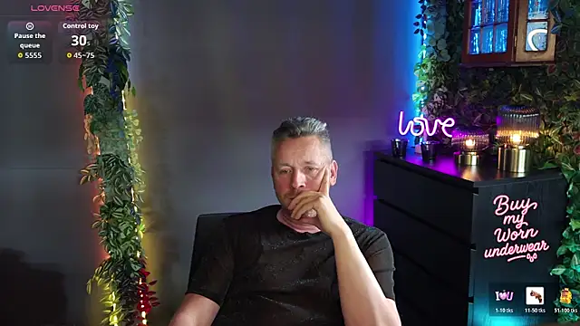 Hunter Fl online show from April 2026 03:51:02 PM