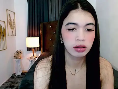 hollyyumiloove online show from February 2026 09:31:01 AM