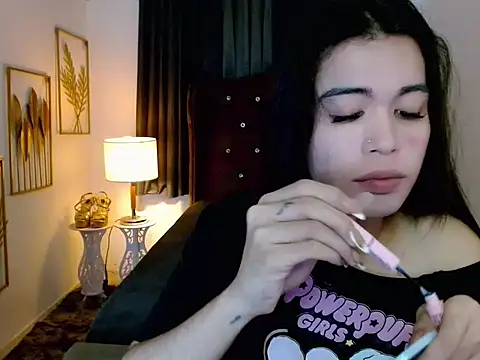 hollyyumiloove online show from March 2026 10:53:02 AM