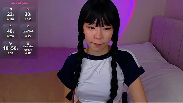 Lina lust  online show from December 2025 12:26:01 PM