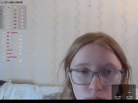 Snapshot of LustfulSarah chatting on January 2025 09:25:02 PM LustfulSarah online show from January 2025 09:25:02 PM